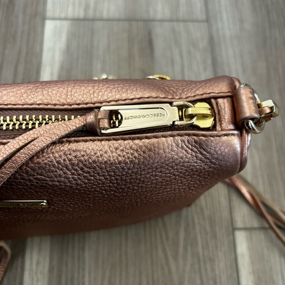 REBECCA MINKOFF ROSE GOLD 3 Zip crossbody purse, gold hardware - Picture 4 of 14